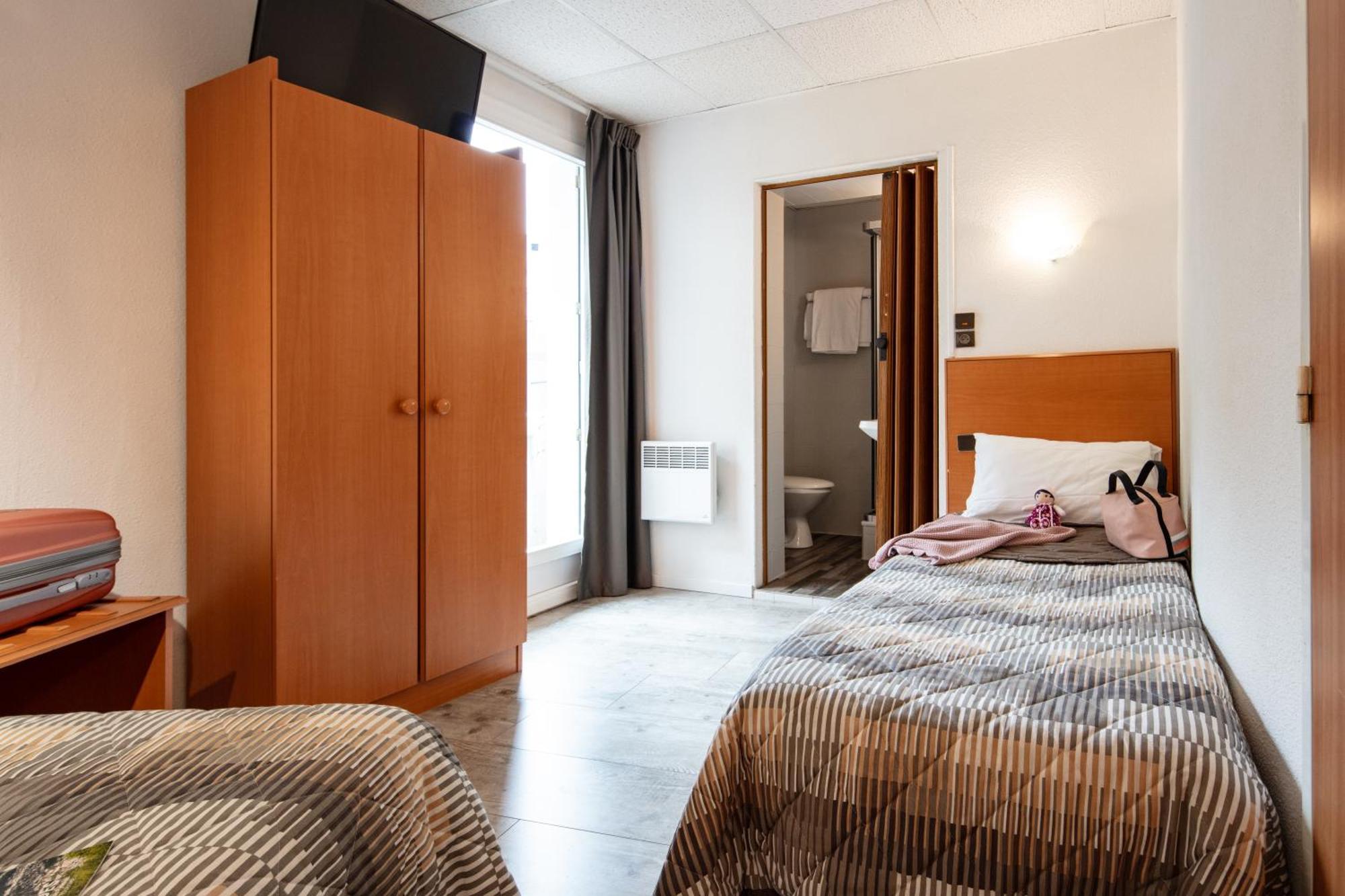 Hotel Compostelle Lourdes Zewnętrze zdjęcie