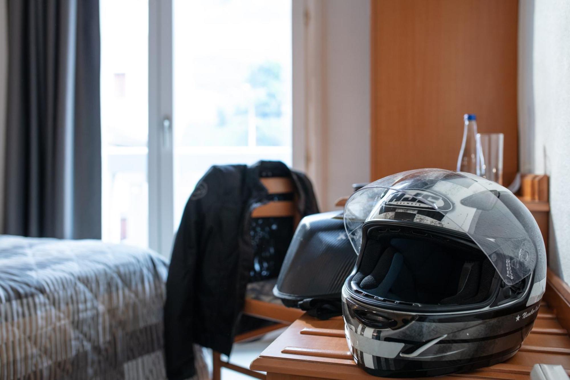 Hotel Compostelle Lourdes Zewnętrze zdjęcie