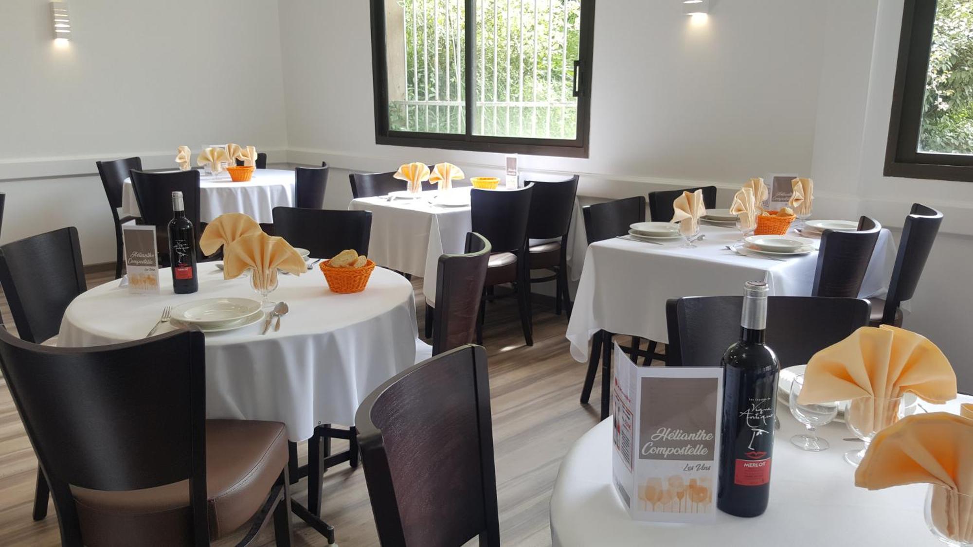 Hotel Compostelle Lourdes Zewnętrze zdjęcie