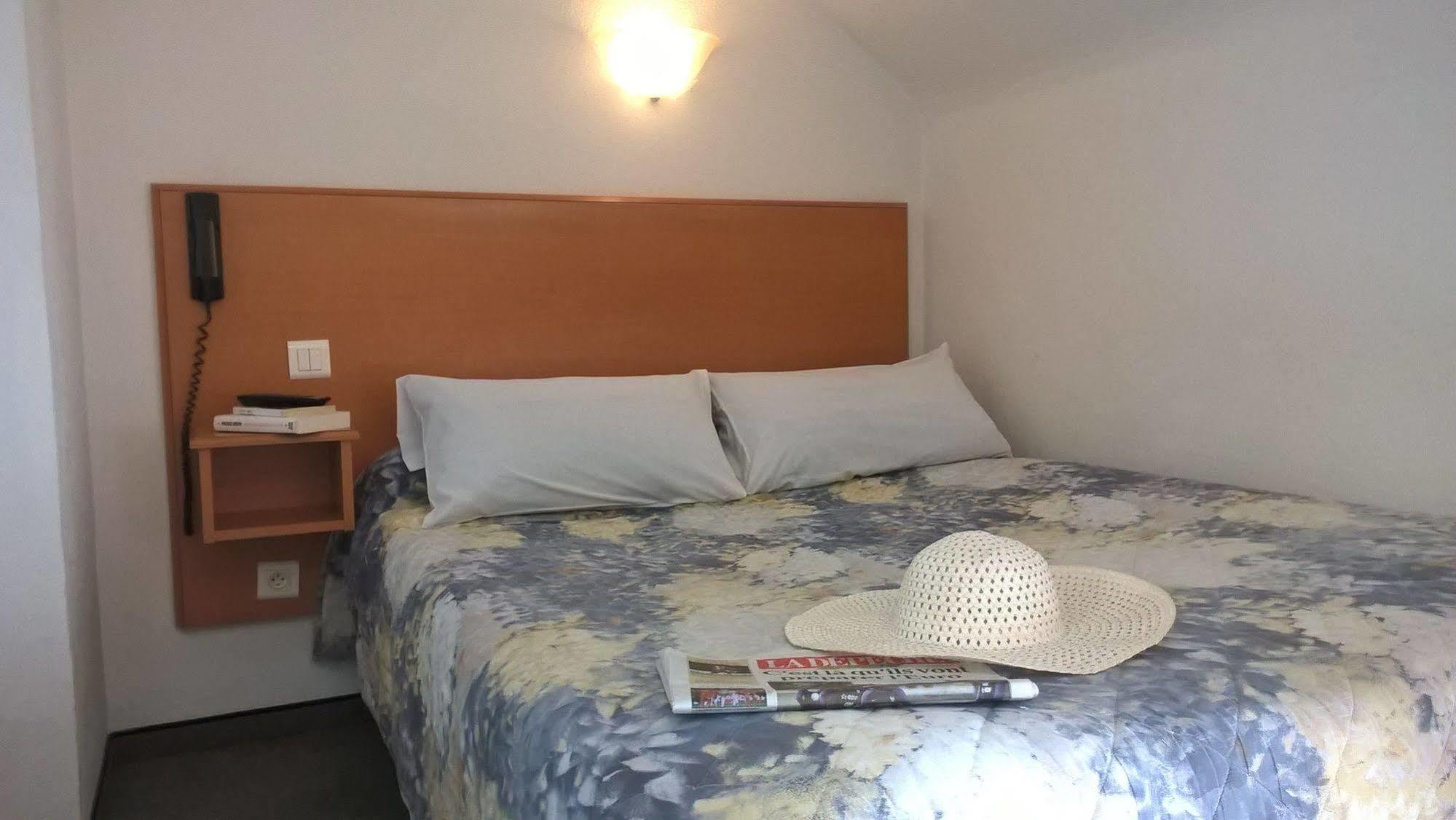 Hotel Compostelle Lourdes Zewnętrze zdjęcie
